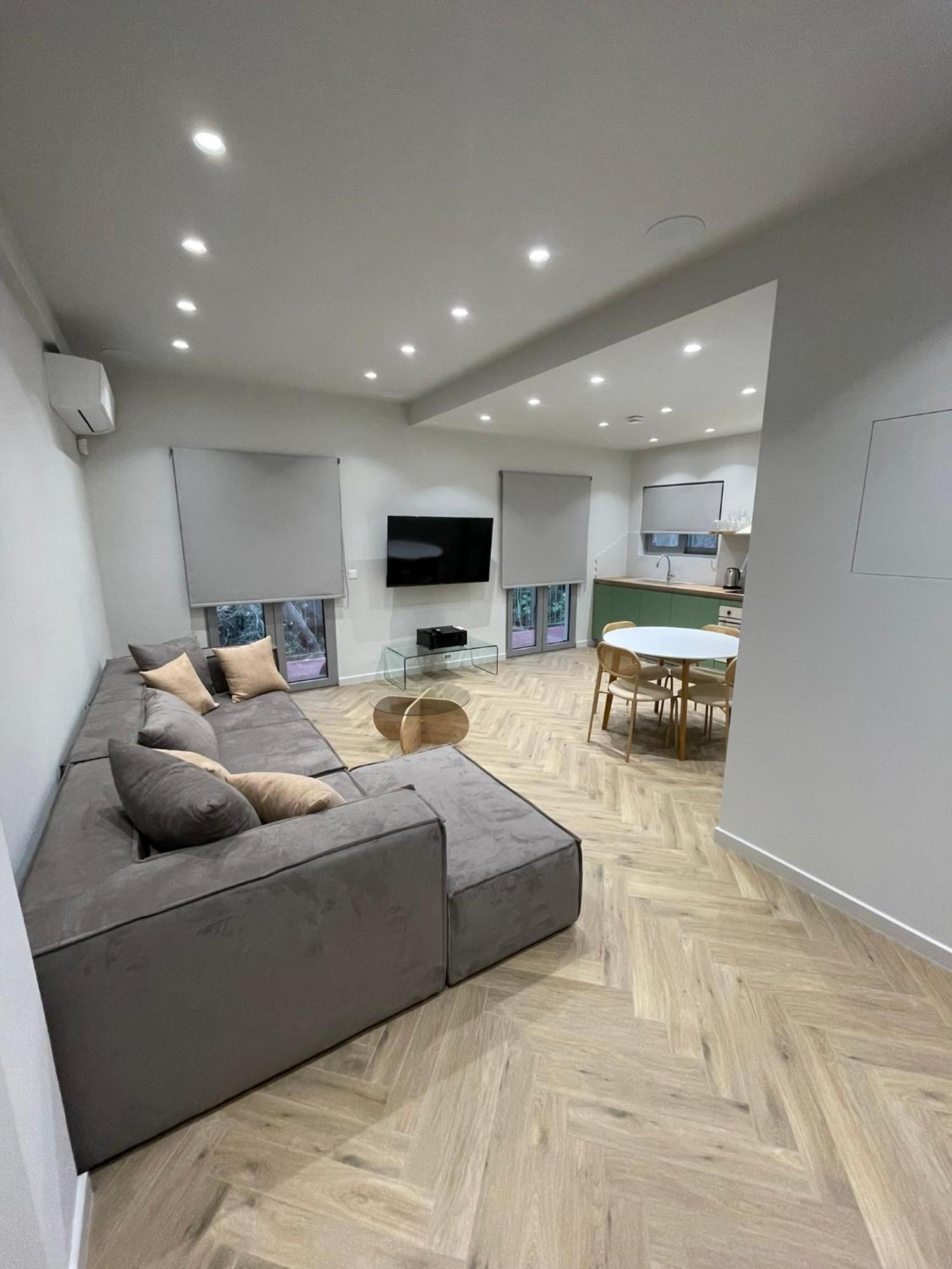 Apartment Down Town Nea Smyrni